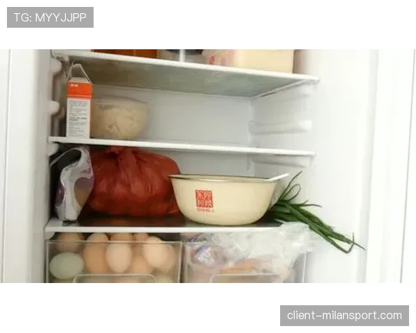 王昶家冰箱里塞满能量胶，邻居以为他开健身房